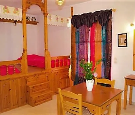 Aparthotel Mousses & 2*